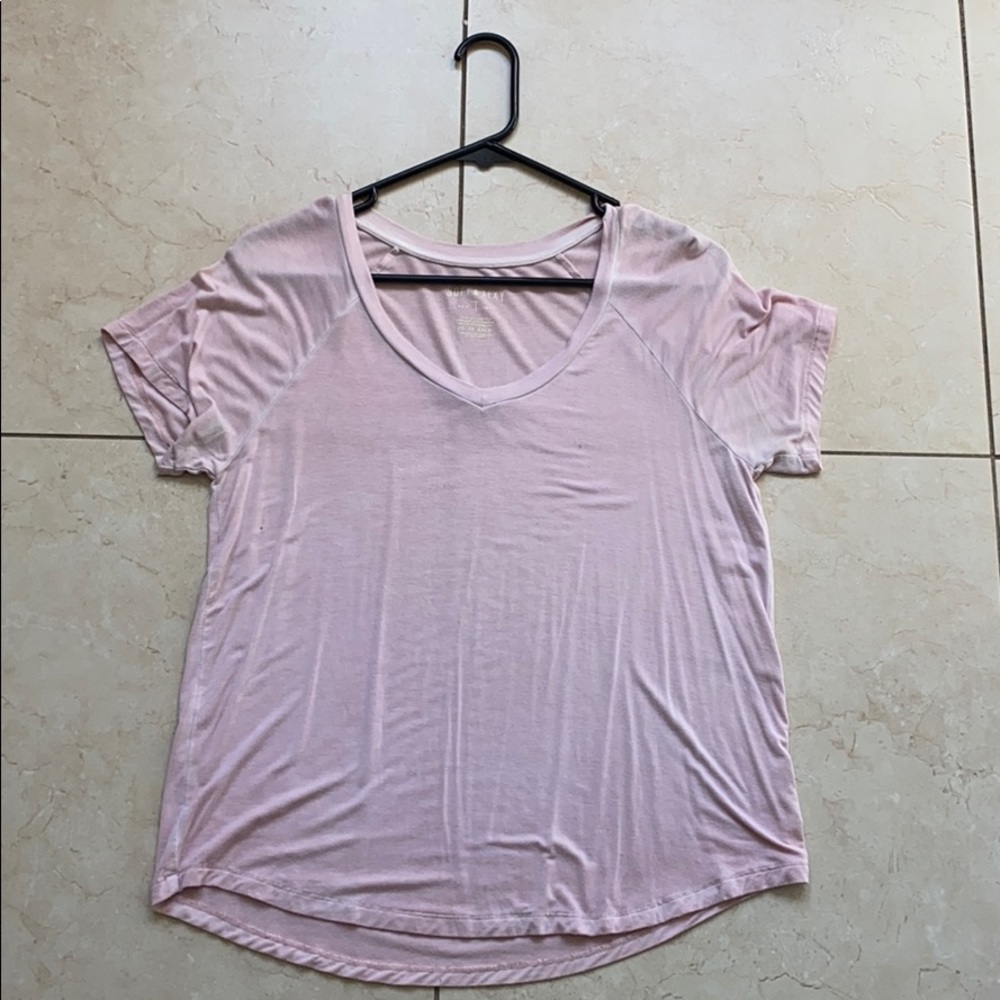 XS American Eagle t shirt